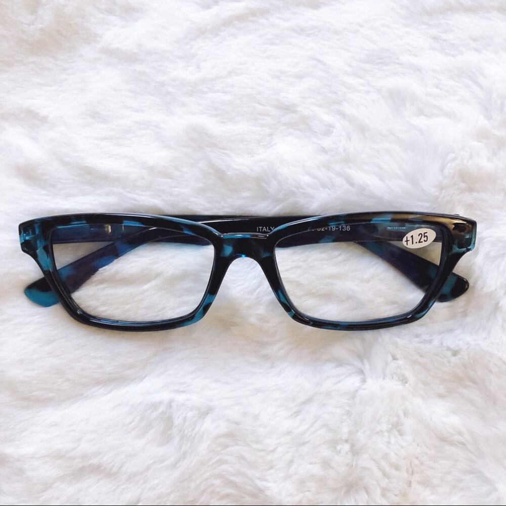 Ashley Blue Pattern Reader Blue Light Glasses - Picture 3 of 11